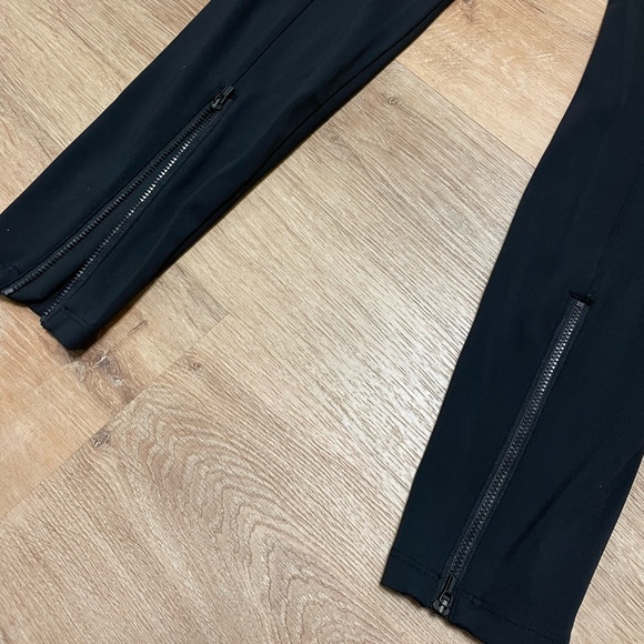 Athleta Headlands Hybrid Tight - Picture 7 of 12